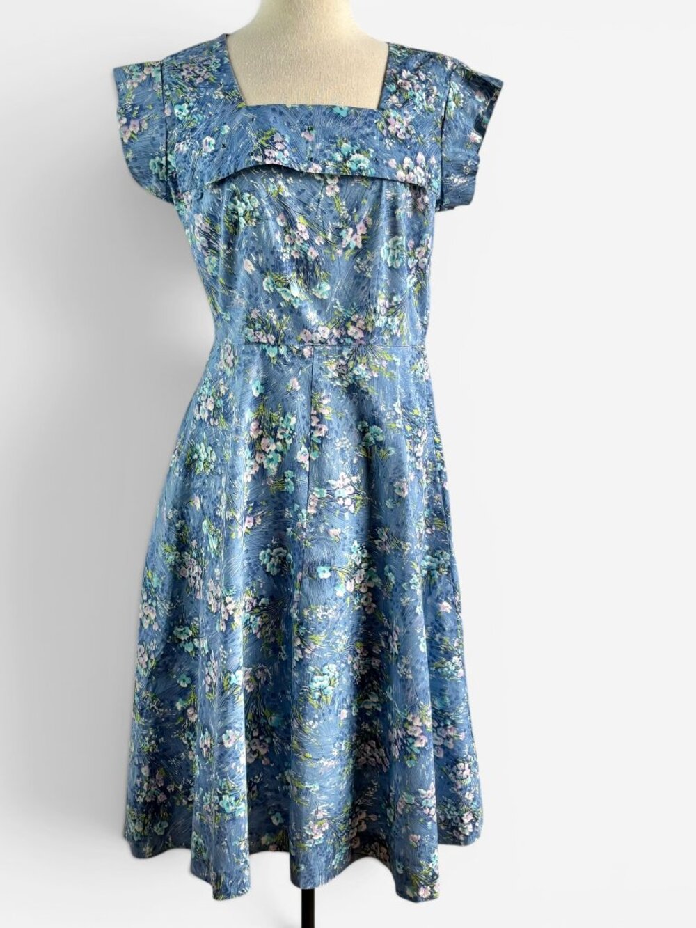 Vintage 1950s Blue Floral Cotton Fit & Flare Day Dress